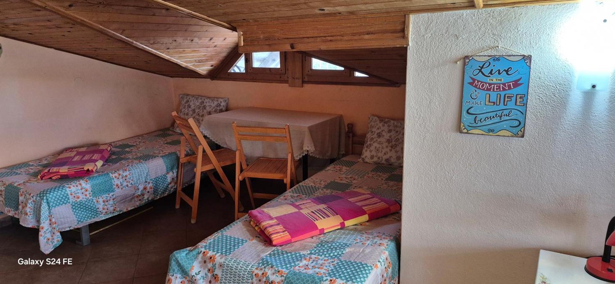 סינמורץ Guest House Fanny חדר תמונה