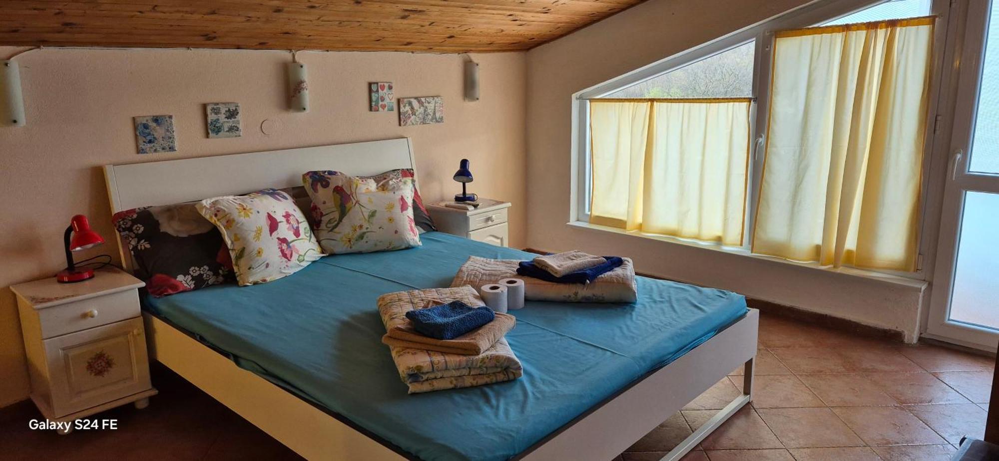 סינמורץ Guest House Fanny חדר תמונה